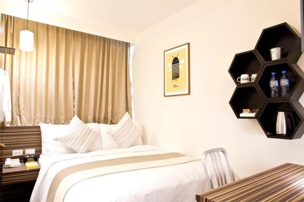 Bee House By Cosmos Creation - Taipei Main Station Hotell Exteriör bild